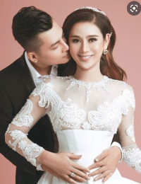 Sau Ly Hôn, Tạ Thiếu Vả Mặt Hàng Ngày